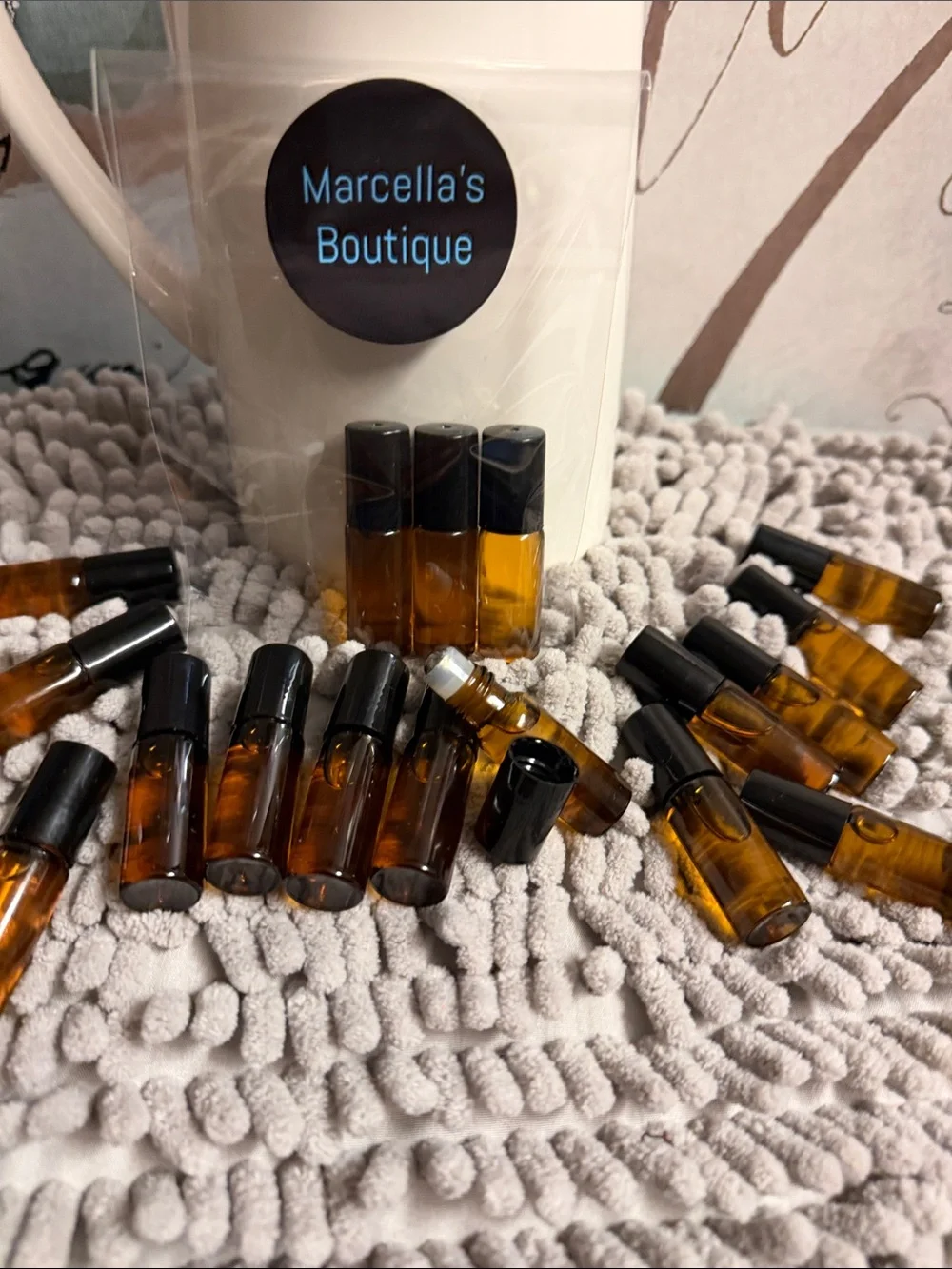 ❣️5/$25❣️3! Amber Glass Roller Bottles with vanilla scent. Aloe & vitamin E